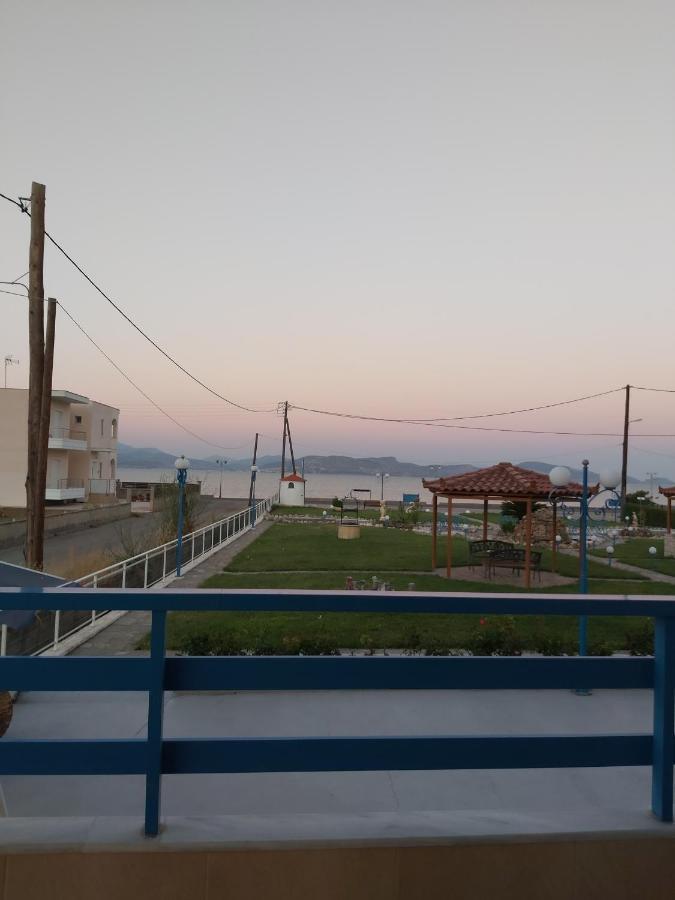 Akrogiali มิลอย ภายนอก รูปภาพ